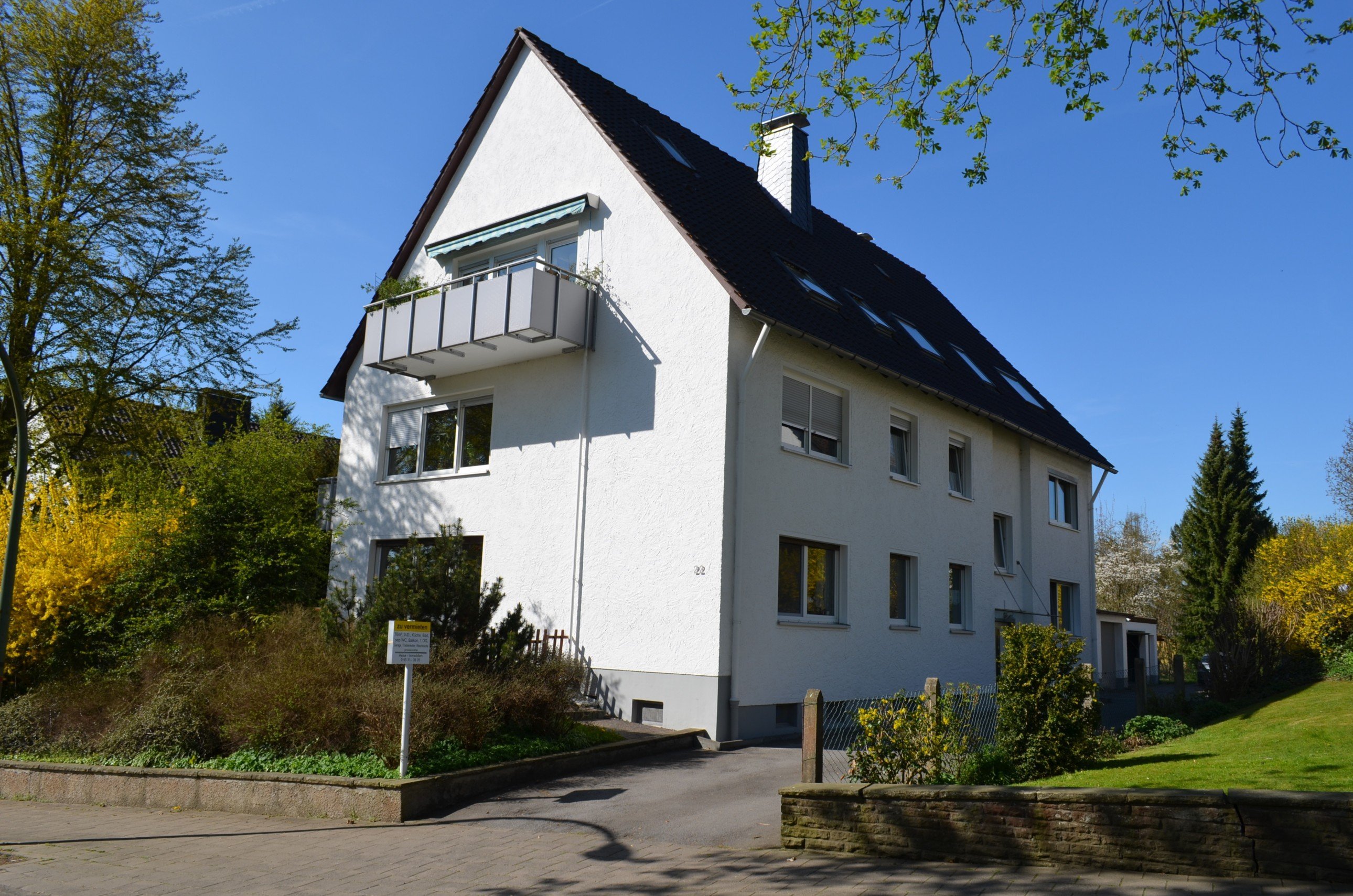 Foto Mehrfamilienwohnhaus
