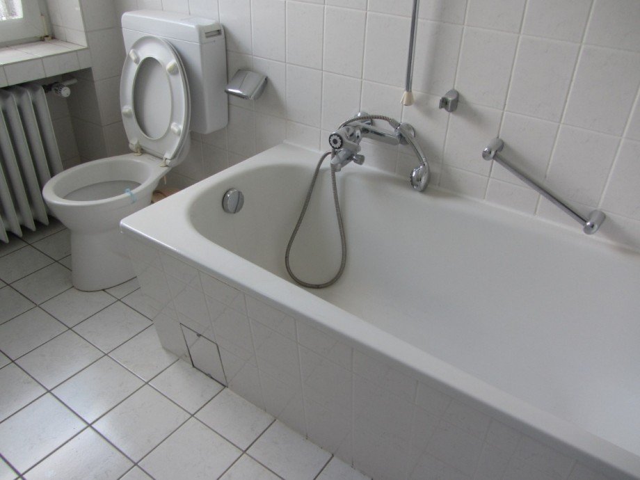 Gemeinschaftsbad Etagenwohnung Holzminden