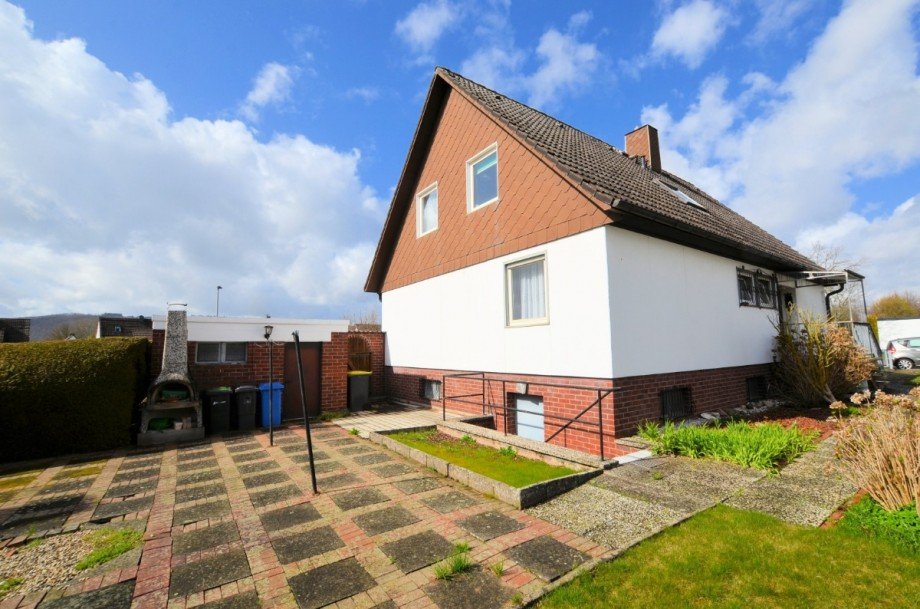 Heise Immobilien - L�chtringen - www.immobilien-heise.de Einfamilienhaus H�xter-L�chtringen