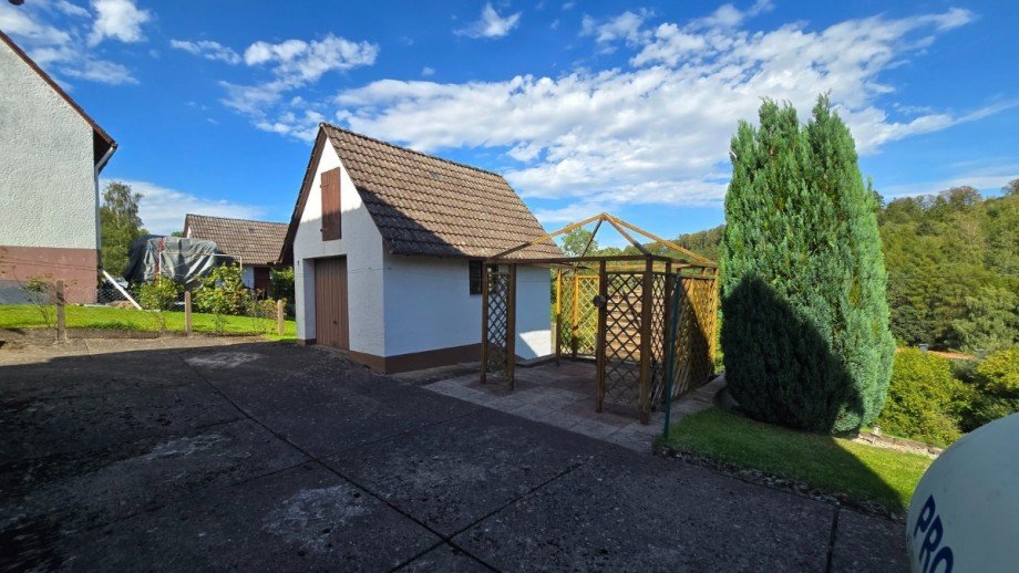 Heise Immobilien - Wohnhaus in Stadtoldendorf Lenne Einfamilienhaus Stadtoldendorf