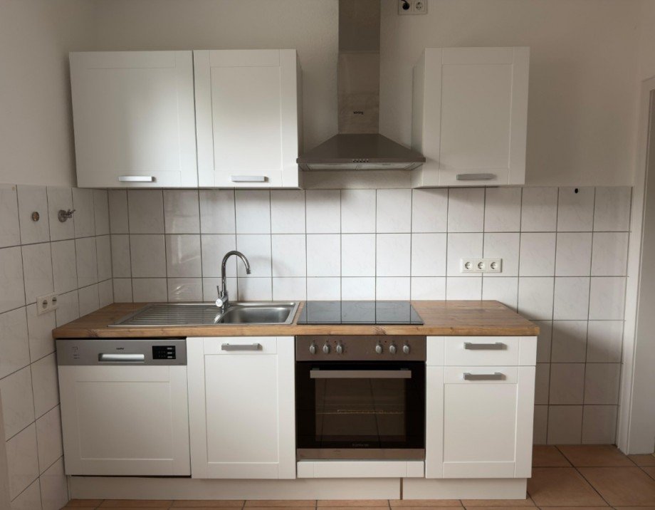 K�che (Einbauk�che) - www.immobilien.heise.de Etagenwohnung Holzminden