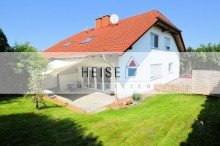 Doppelhaush�lfte mit Garage in Bodenwerder *** VERKAUFT 2025 *** Gepflegte Doppelhaush�lfte mit Garage ** Sehr gute Energiekennwerte **