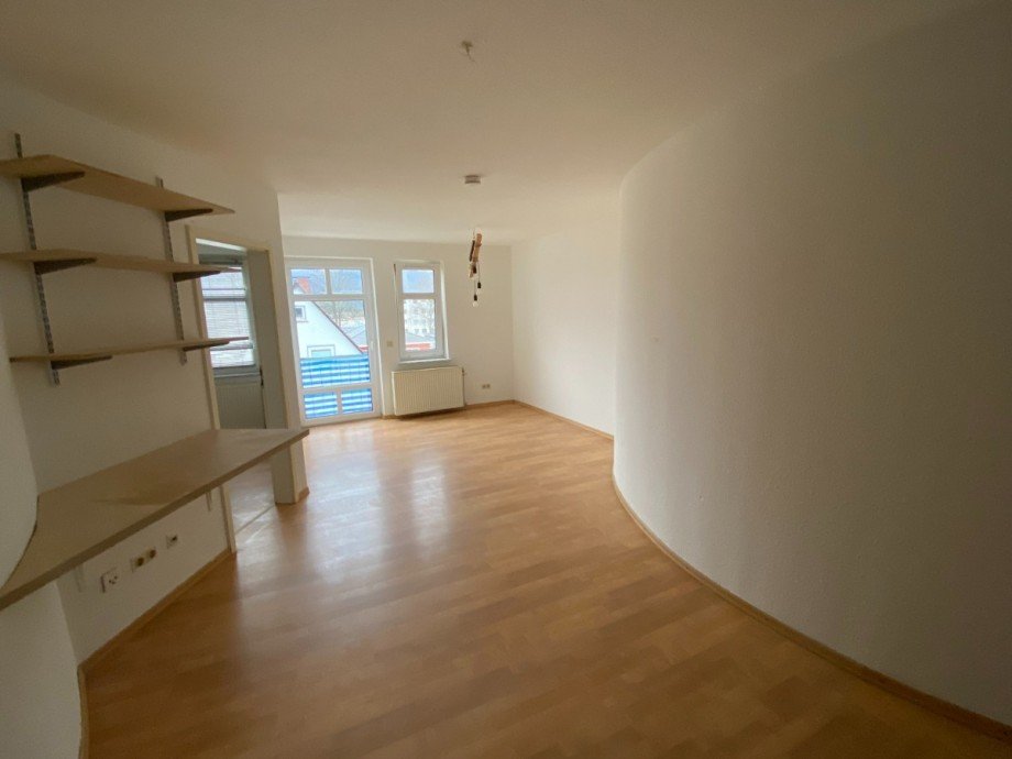 Eingangsbereich/Wohnzimmer - Heise Immobilien Hausverwaltungen - www.immobilien-heise.de Wohnung Holzminden