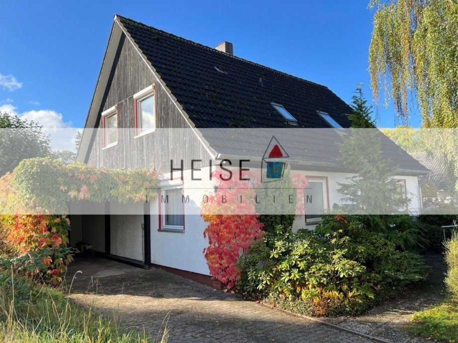 Heise Immobilien - 1-Familienwohnhaus mit Carport Einfamilienhaus Holzminden