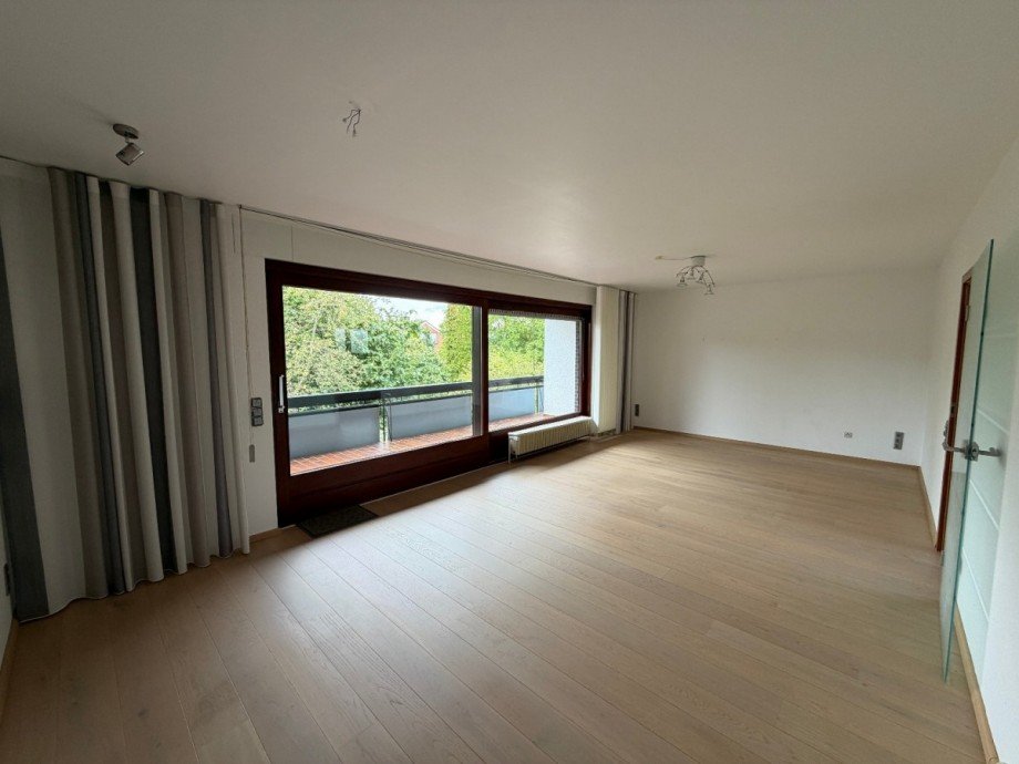 Heise Immobilien - www.immobilien-heise.de Einfamilienhaus Holzminden