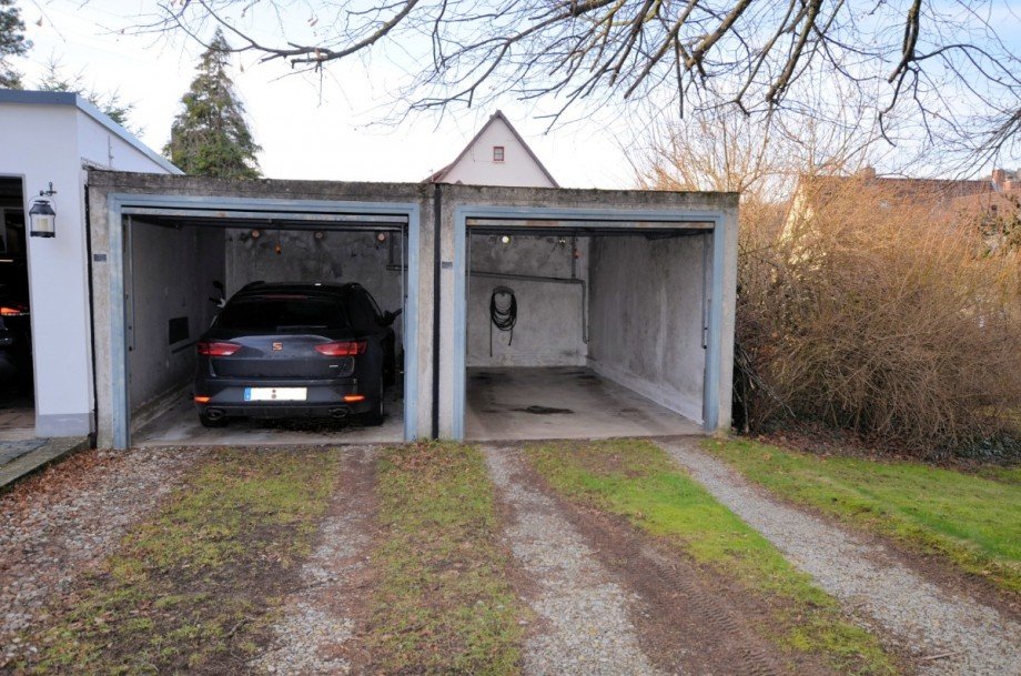 Heise Immobilien - 6-Familienwohnhaus mit Garagen - Delligsen Mehrfamilienhaus Delligsen