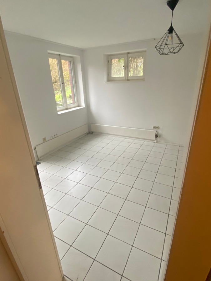 Heise Immobilien - Wohnhaus in H�xter - Schlafraum Gartengeschoss Einfamilienhaus H�xter