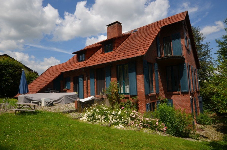 Heise Immobilien - Wohnhaus in H�xter - Ortsrand Einfamilienhaus H�xter