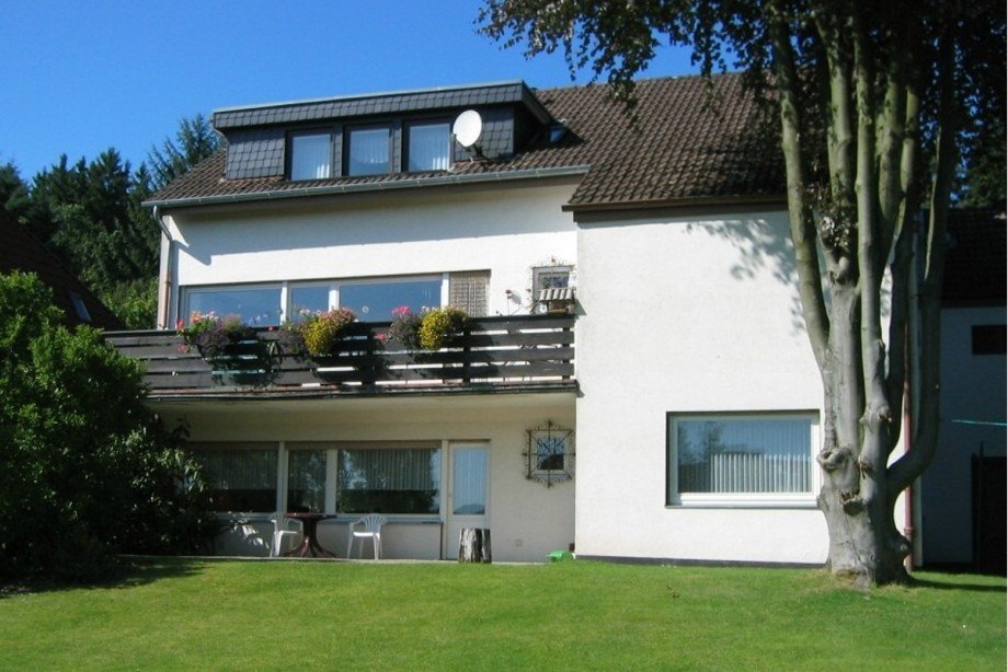 Heise Immobilien - Mietwohnung - Neuhaus im Solling Dachgeschosswohnung Holzminden