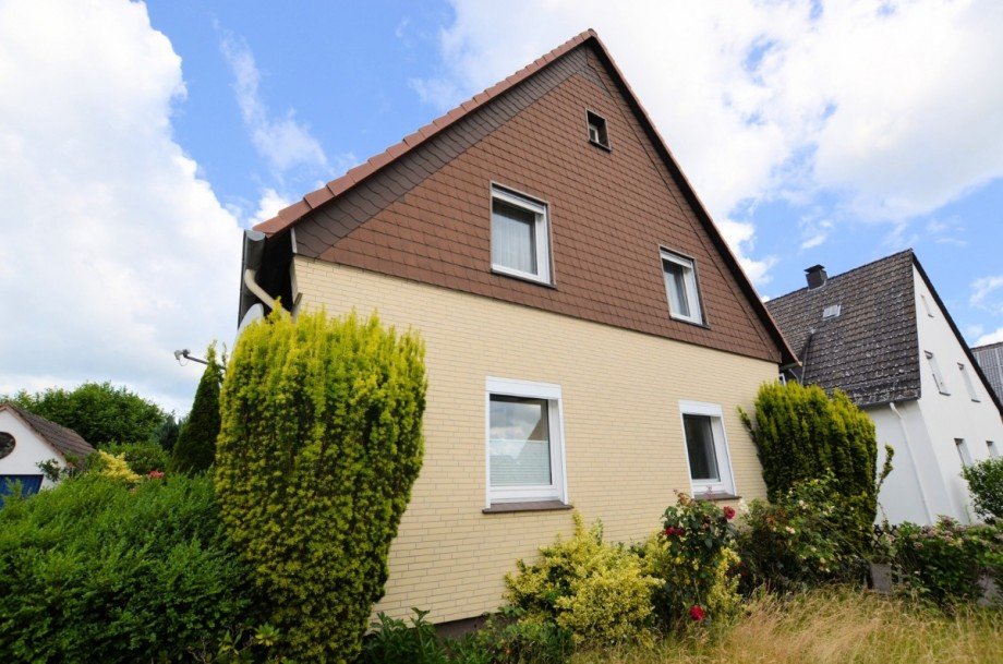 Bild... Zweifamilienhaus Holzminden
