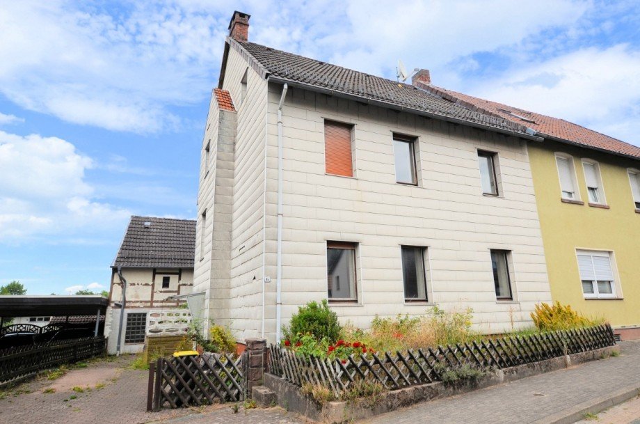 Doppelhaush�lfte mit Nebengelass in Boffzen - Heise Immobilien Doppelhaush�lfte Boffzen