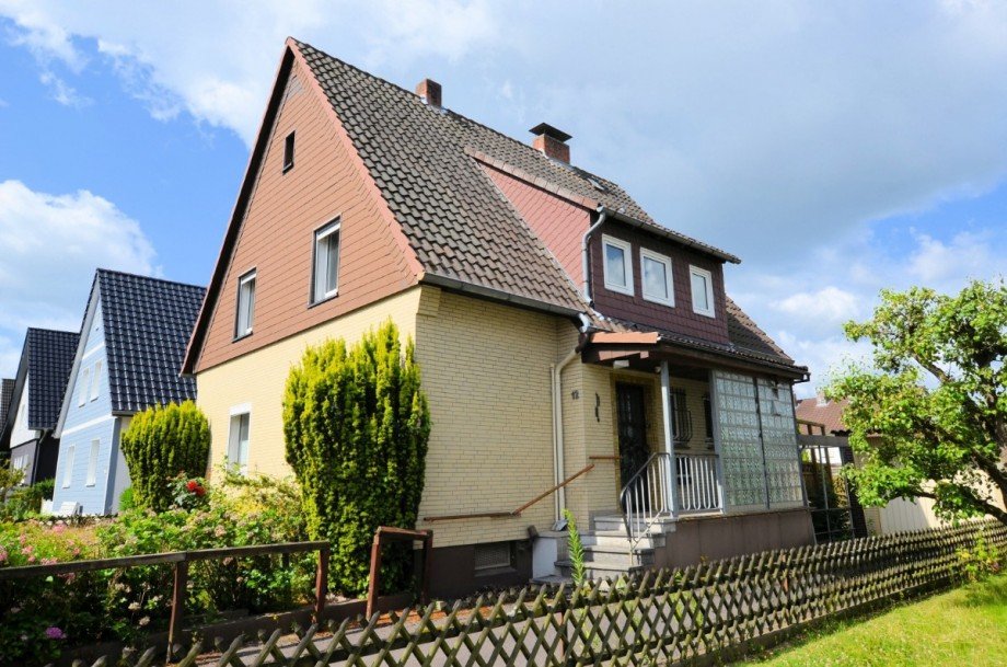 Bild... Zweifamilienhaus Holzminden