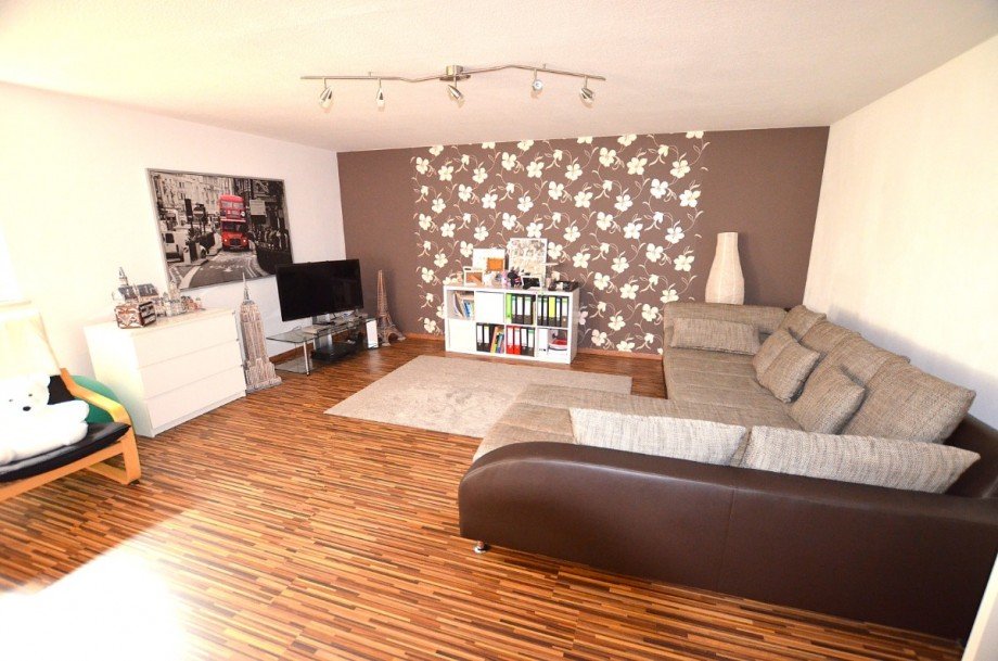 Wohn- / Schlafbereich im Untergeschoss - Heise Immobilien Doppelhaush�lfte Holzminden