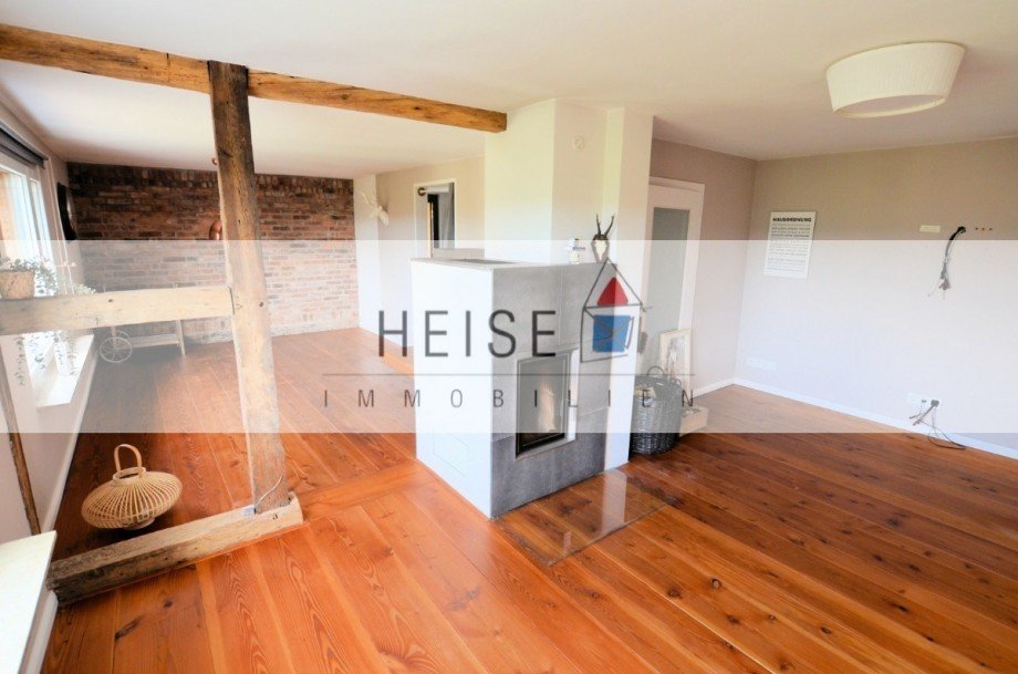 Heise Immobilien - Modernsierte Doppelhaush�lfte - �ber den D�chern Brev�rde Reihenendhaus Brev�rde