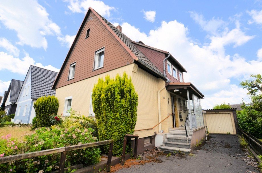 Bild... Zweifamilienhaus Holzminden