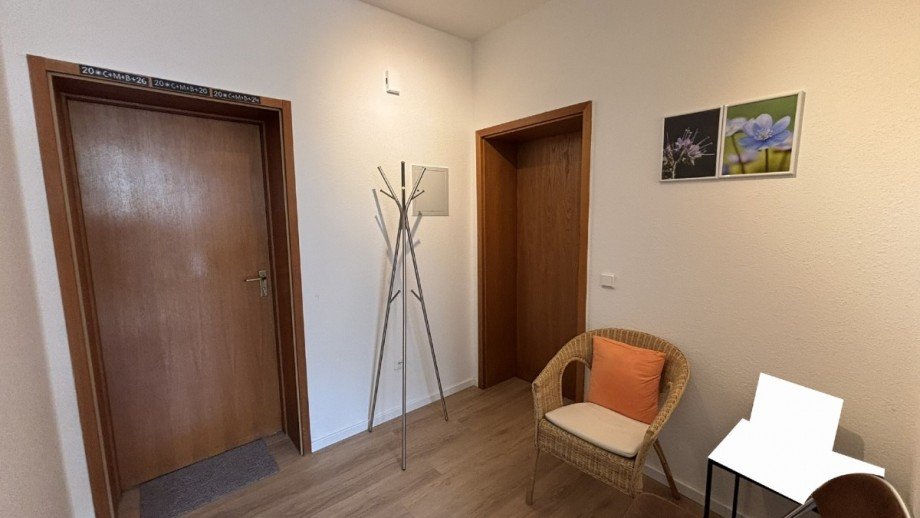Flur - www.immobilien-heise.de Erdgeschosswohnung Holzminden