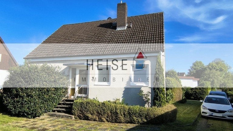 1-Familienwohnhaus in absolut ruhiger Wohnlage mit kleinem GartenhäusschenDieses Einfamilienhaus aus dem Baujahr 1970 ...