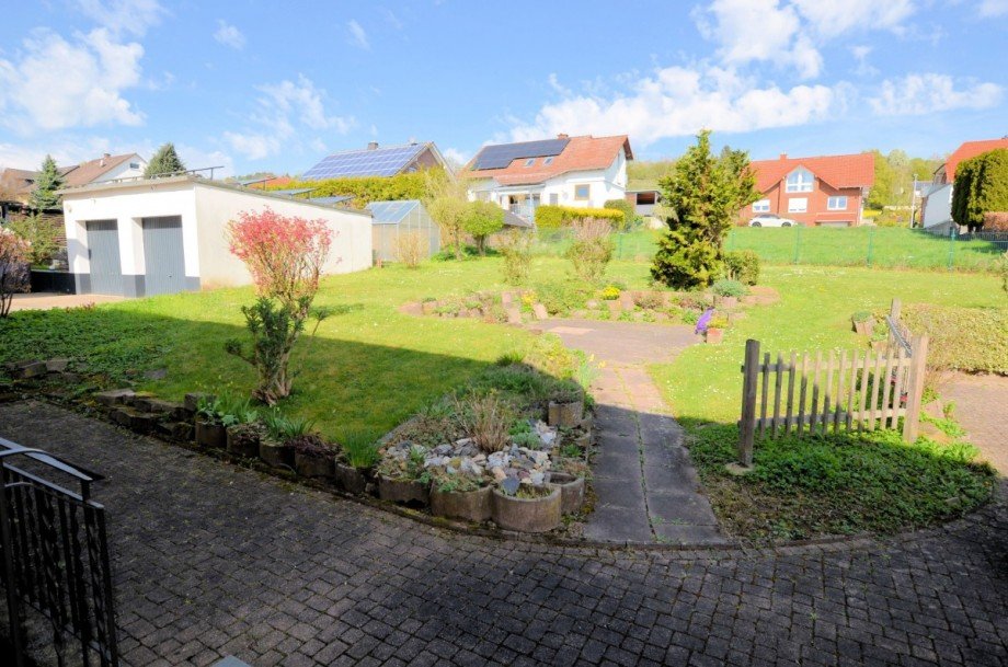 Heise Immobilien - www.immobilien-heise.de Zweifamilienhaus H�xter