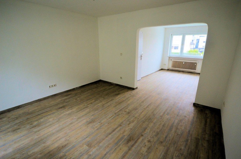 Heise Immobilien - Holzminden, Lindenallee 11 Erdgeschosswohnung Holzminden