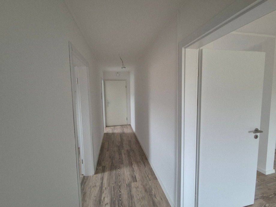 2-Zimmer-Dachgeschosswohnung mit Balkon in H�xter - Heise Immobilien Dachgeschosswohnung H�xter