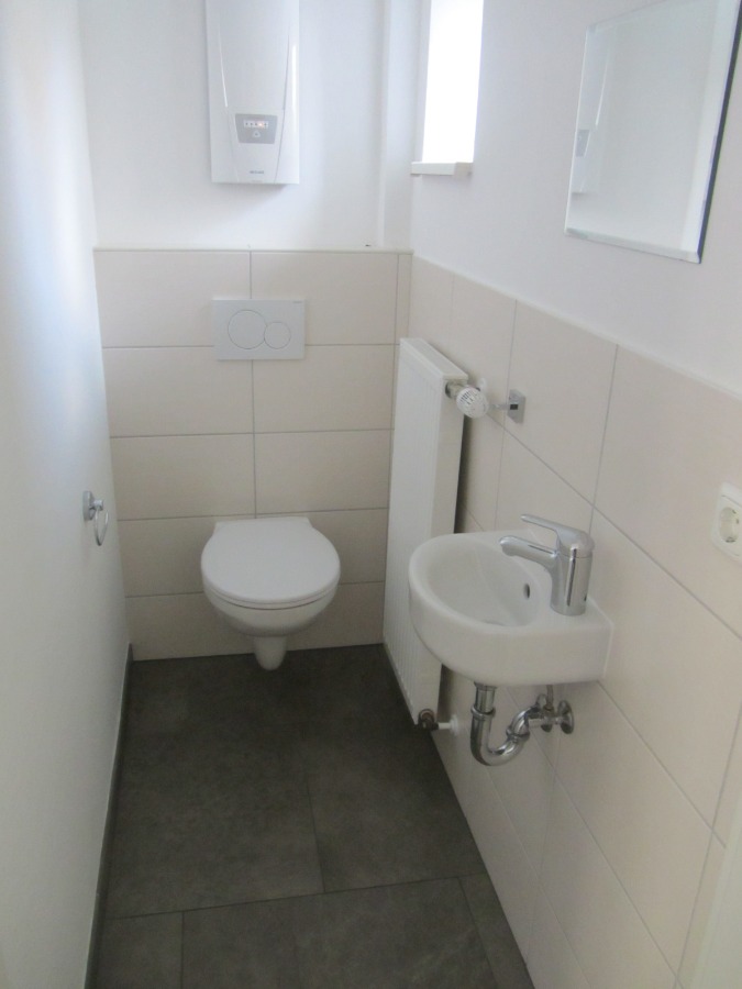 G�ste WC Etagenwohnung Eschershausen