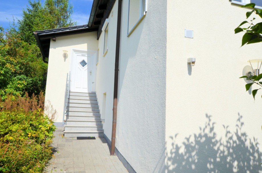 1-Familienwohnhaus mit Garage - Holzminden Einfamilienhaus Holzminden