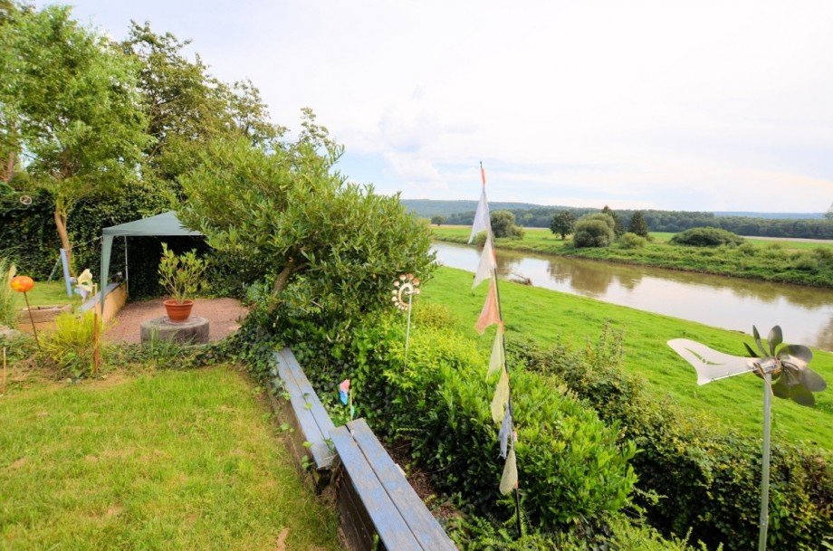Balkon mit Fernsicht in die Weserauen ** Brev�rde ** Weserblick Einfamilienhaus Brev�rde