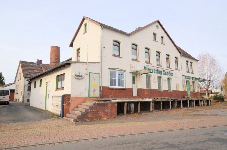 Wohn- und Gesch�ftshaus - Dassel - Heise Immobilien Wohn- / Gesch�ftshaus Dassel