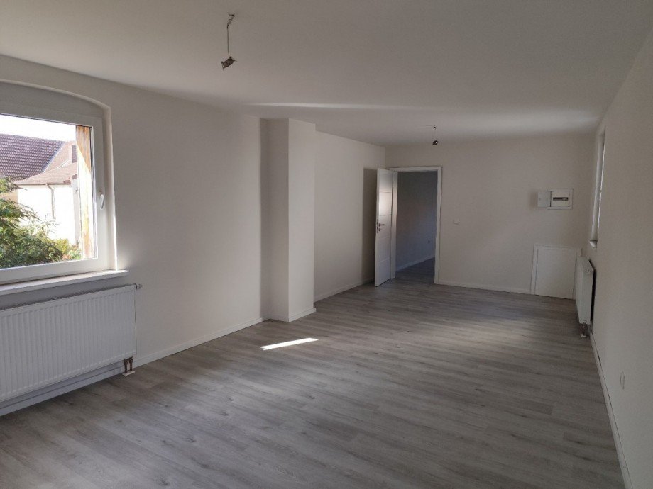 Wohnzimmer - www.immobilien-heise.de Erdgeschosswohnung Holzminden