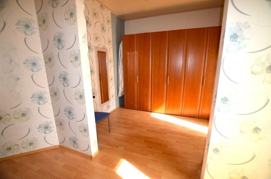 Ankleide - Heise Immobilien Doppelhaush�lfte Holzminden