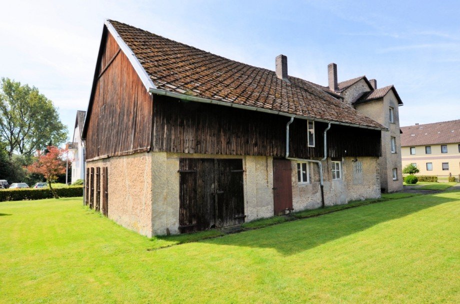 Heise Immobilien - Mehrfamilienwohnhaus mit Nebengelass - Neuhaus - Solling Mehrfamilienhaus Holzminden