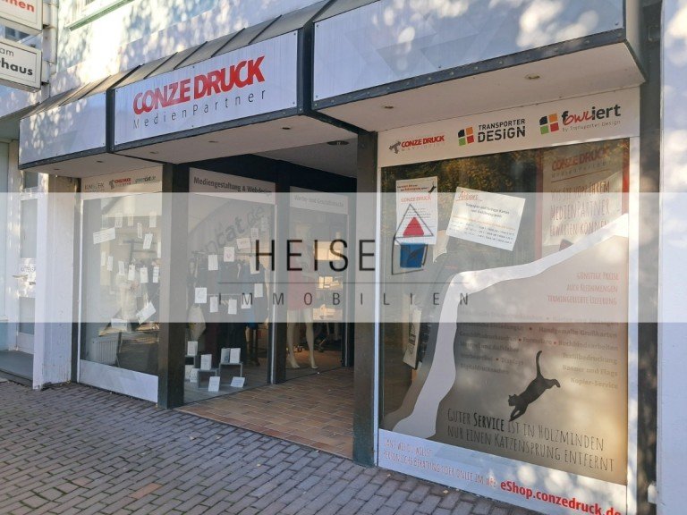 Wir bieten Ihnen im Zentrum Holzmindens eine Fläche im EG eines Wohn- und Geschäftshauses.Die Fläche eignet sich als L ...