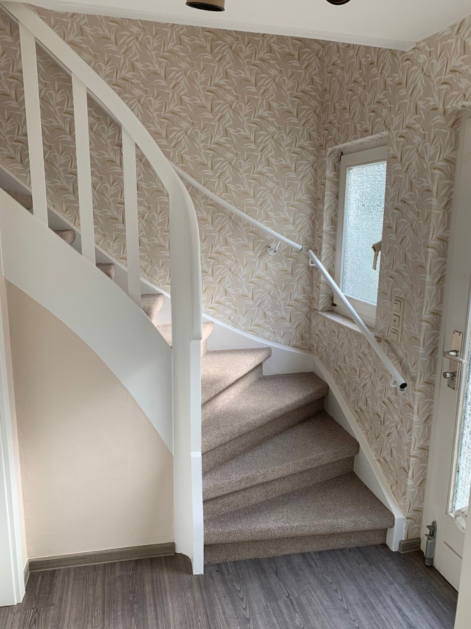 Treppenhaus - www.immobilien-heise.de Reiheneckhaus Holzminden