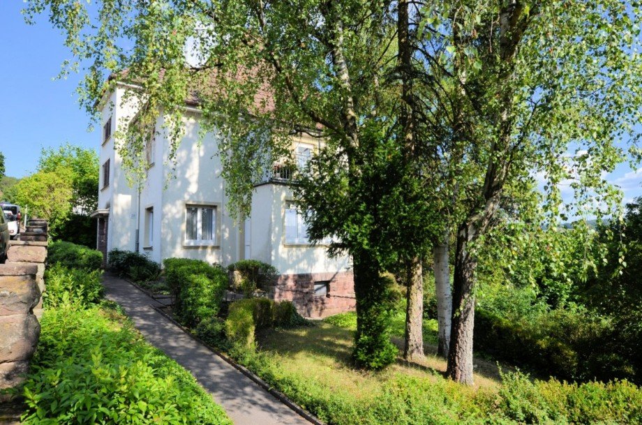 Heise Immobilien - 2-Familienwohnhaus mit Garage Zweifamilienhaus Stadtoldendorf