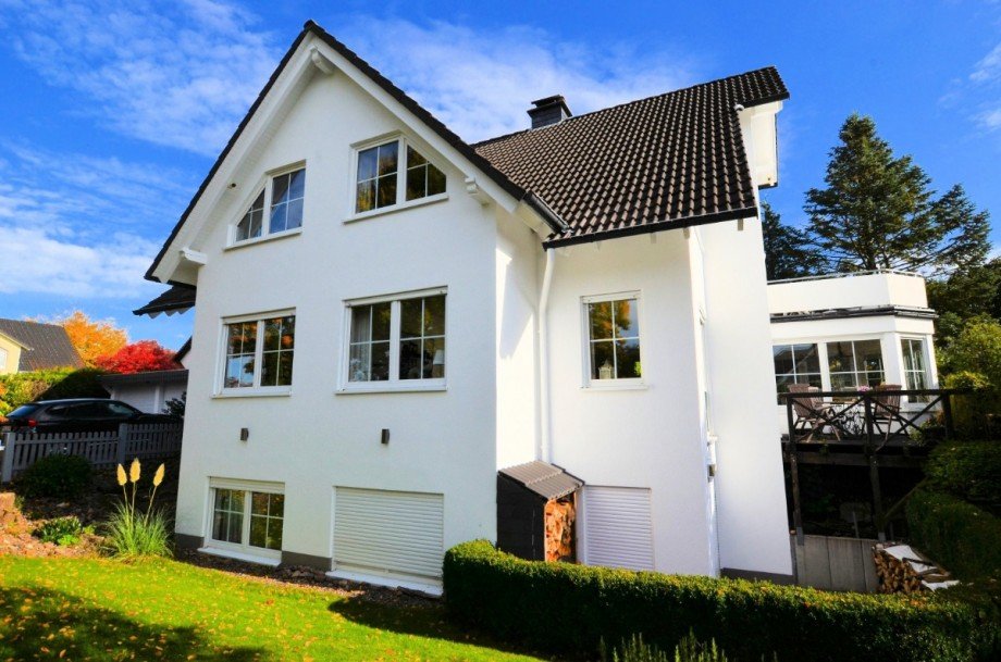 Heise Immobilien - Holzminden - www.immobilien-heise.de Zweifamilienhaus Holzminden