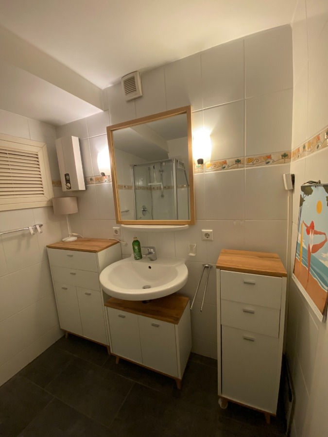 Heise Immobilien - Modernsierte Doppelhaush�lfte - �ber den D�chern Brev�rde Reihenendhaus Brev�rde