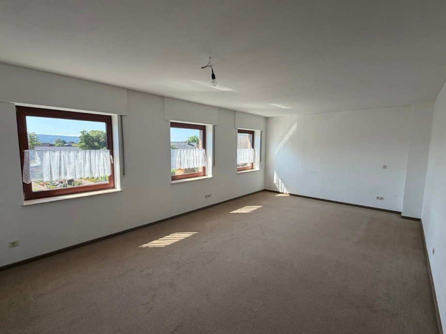 Heise Immobilien - www.immobilien-heise.de Zweifamilienhaus H�xter