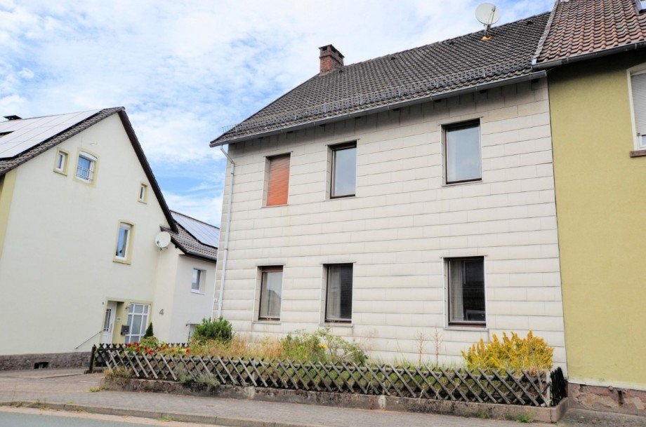 Doppelhaush�lfte mit Nebengelass in Boffzen - Heise Immobilien Doppelhaush�lfte Boffzen