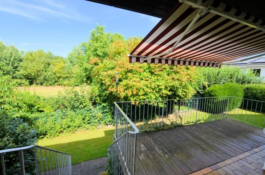 1-Familienwohnhaus mit Doppelgarage in Holzminden Einfamilienhaus Holzminden