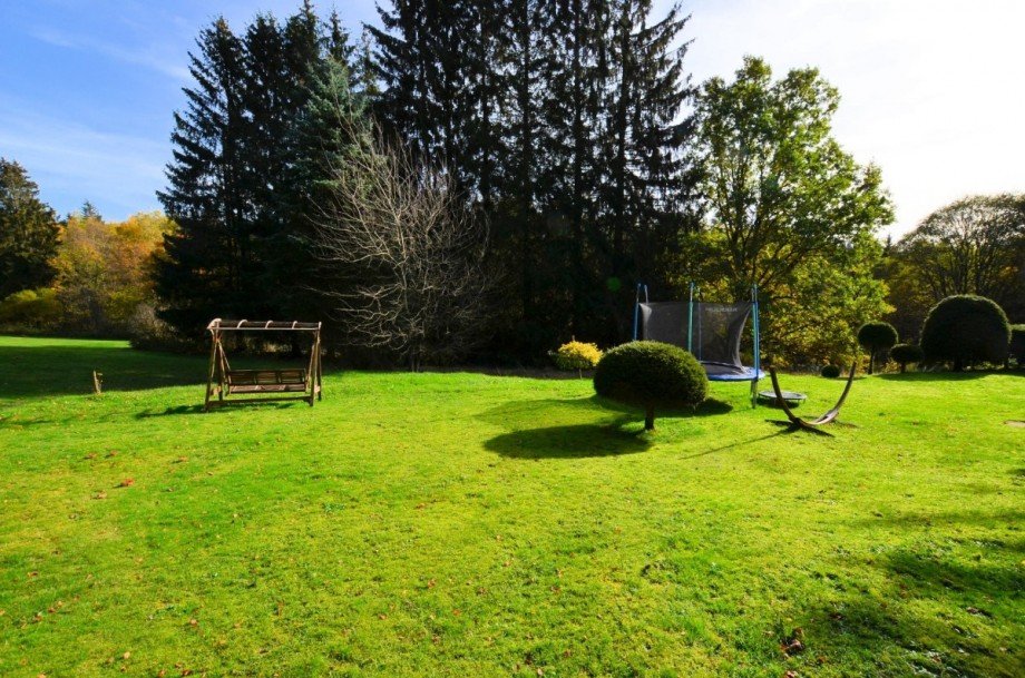 Heise Immobilien - Neuhaus - Ortsrandlage - www.immobilien-heise.de Einfamilienhaus Holzminden-Neuhaus