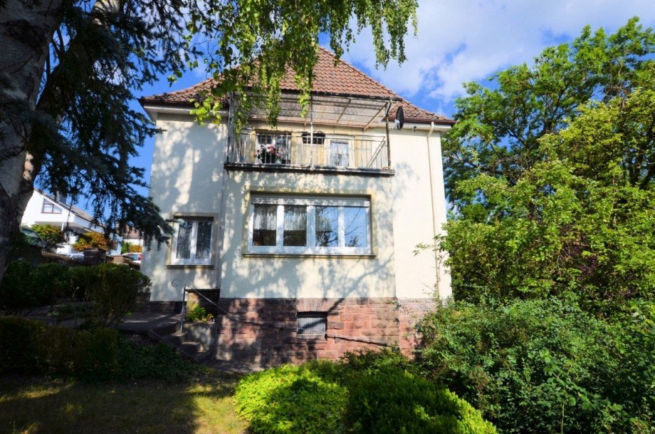 Heise Immobilien - 2-Familienwohnhaus mit Garage Zweifamilienhaus Stadtoldendorf