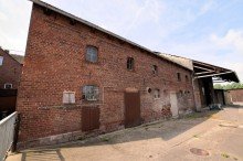 Heise Immobilien Holzminden - www.immobilien-heise.de *** VERKAUFT 2023 *** 2-Familienwohnhaus mit Stallungen und Scheunen - stadtnahe Lage Holzminden