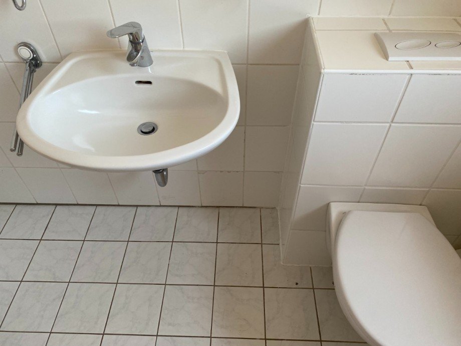 Bad - www.immobilien-heise.de Etagenwohnung Holzminden