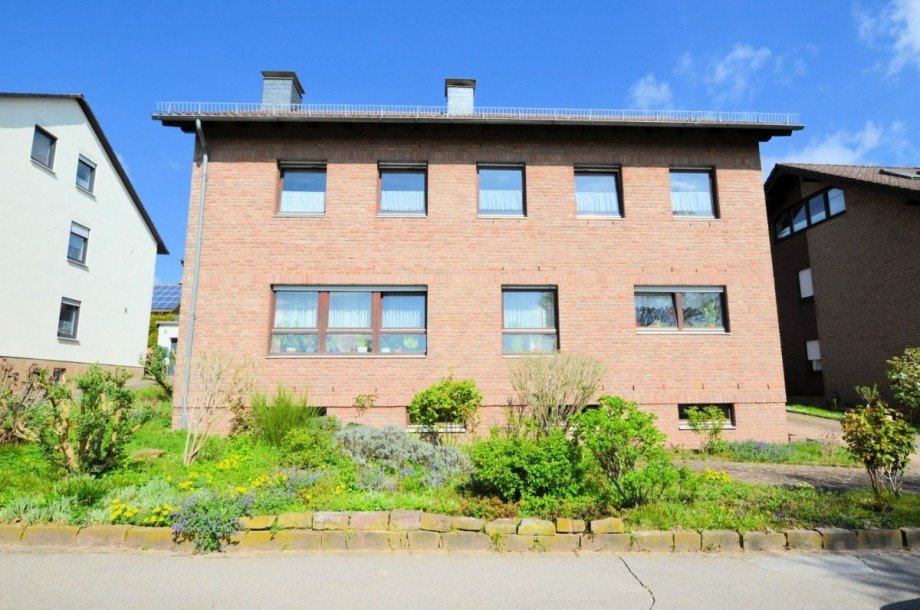 Heise Immobilien - www.immobilien-heise.de Zweifamilienhaus H�xter