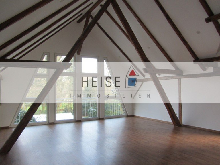 * Hinterhaus mit eigenem Eingang* 3 Zimmer, K�che, Bad, G�ste-WC, Abstellraum, Garage* Gemeinschaftsgarten ...