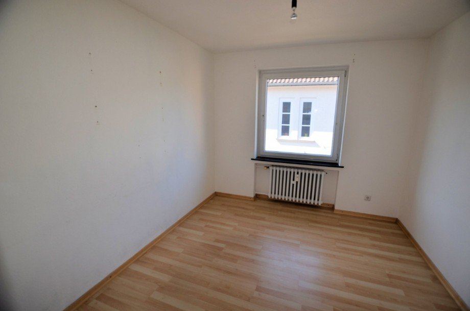 Arbeitszimmer-Kinderzimmer - www.immobilien.heise.de Etagenwohnung Holzminden