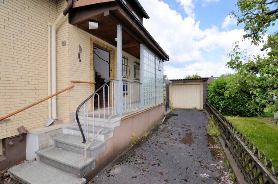 Bild... Zweifamilienhaus Holzminden
