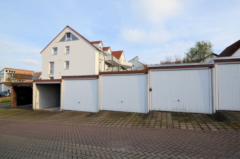 Garagen - www.immobilien-heise.de Etagenwohnung Holzminden