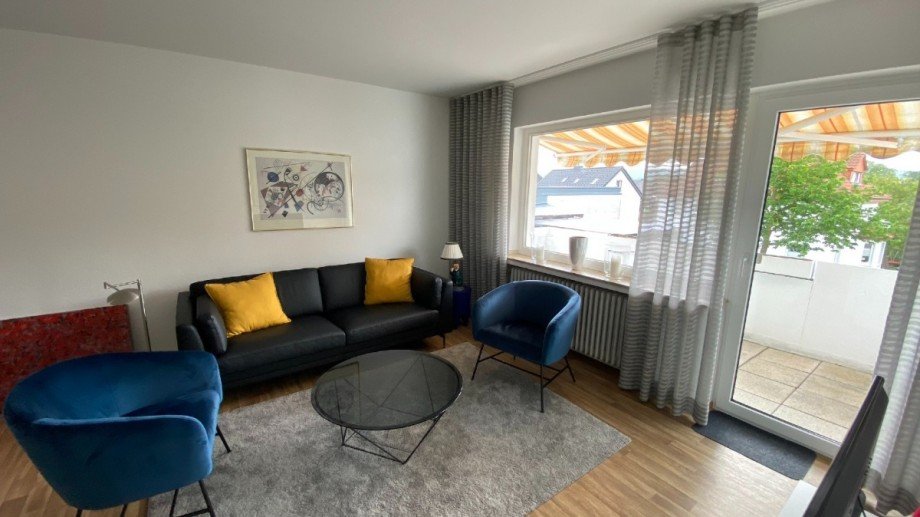 Wohnzimmer - www.immobilien-heise.de Etagenwohnung H�xter