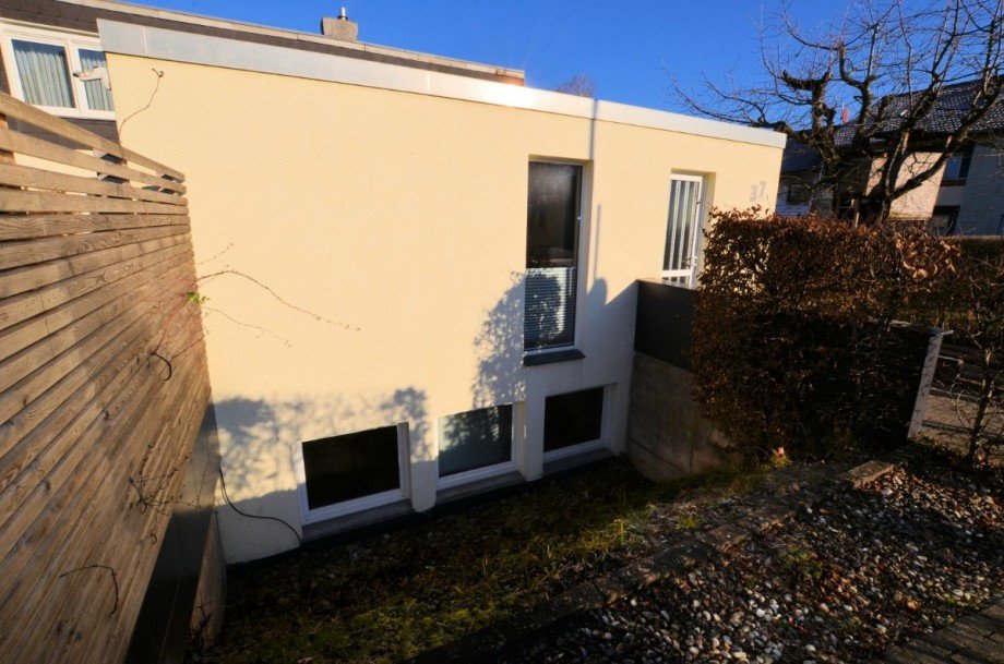 Heise Immobilien - 1-Familienwohnhaus - Holzminden Einfamilienhaus Holzminden